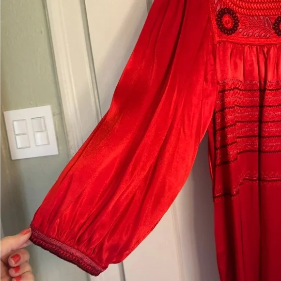 Mi Golondrina Satin Dress - Picture 6 of 7